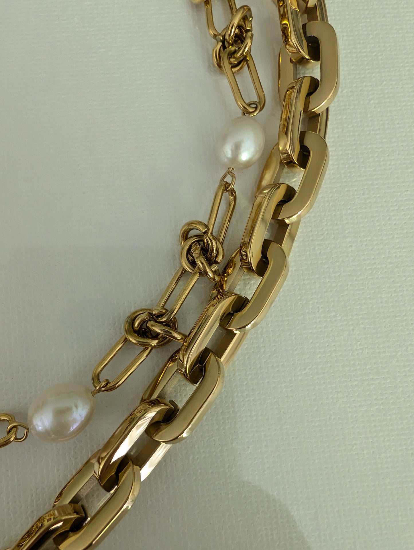 Chunky gold chain lariat necklace