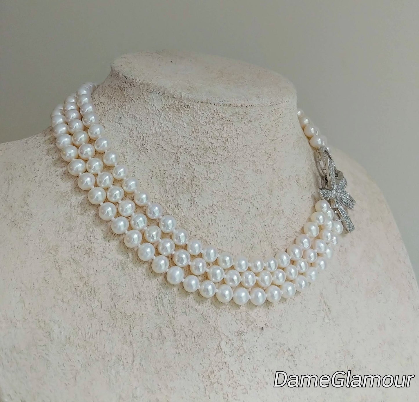 Genuine pearl necklace for women,3 strand freshwater pearl necklace,multistrand pearl with pave clasp,brooch necklace,bridal pearl necklace