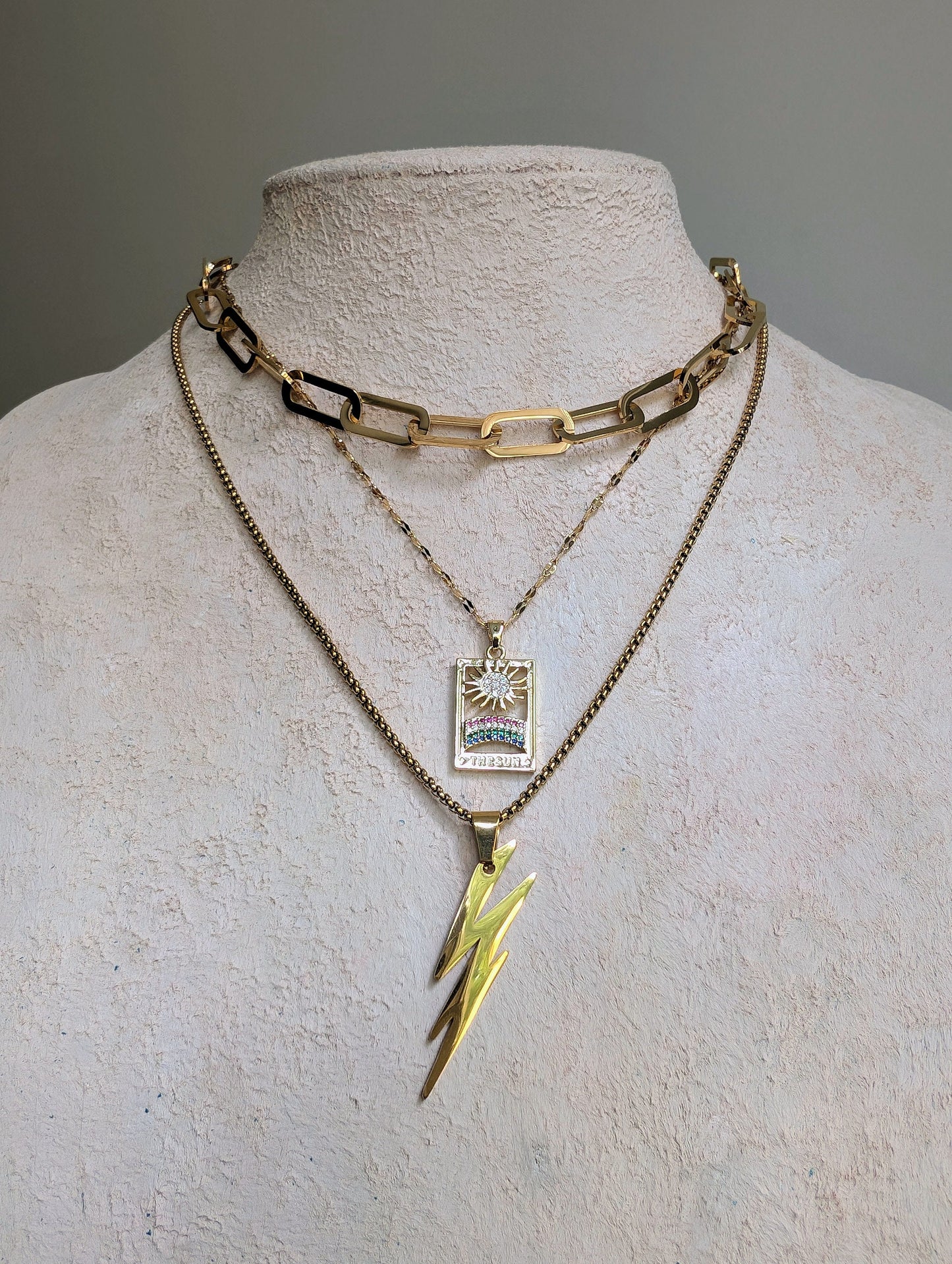 Layered gold chain pendant necklace set, thunderbolt charm, boho multi layer necklace, 14K gold sunshine pendant, chunky link chain choker