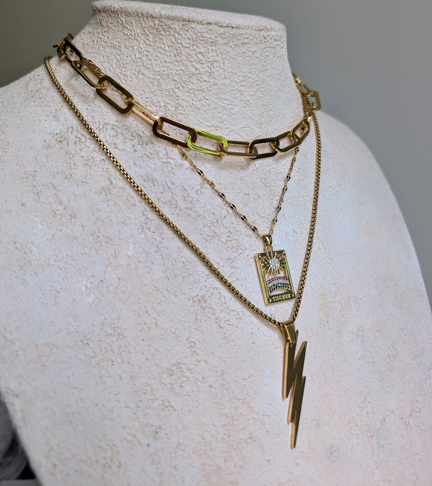 Layered gold chain pendant necklace set, thunderbolt charm, boho multi layer necklace, 14K gold sunshine pendant, chunky link chain choker