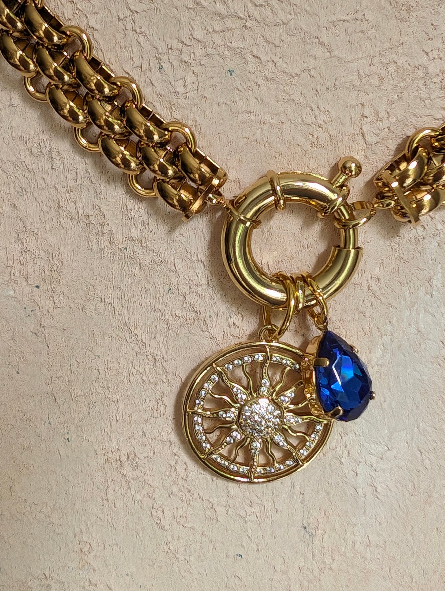 Unique Gold Choker with Sparkling Sapphire Charm