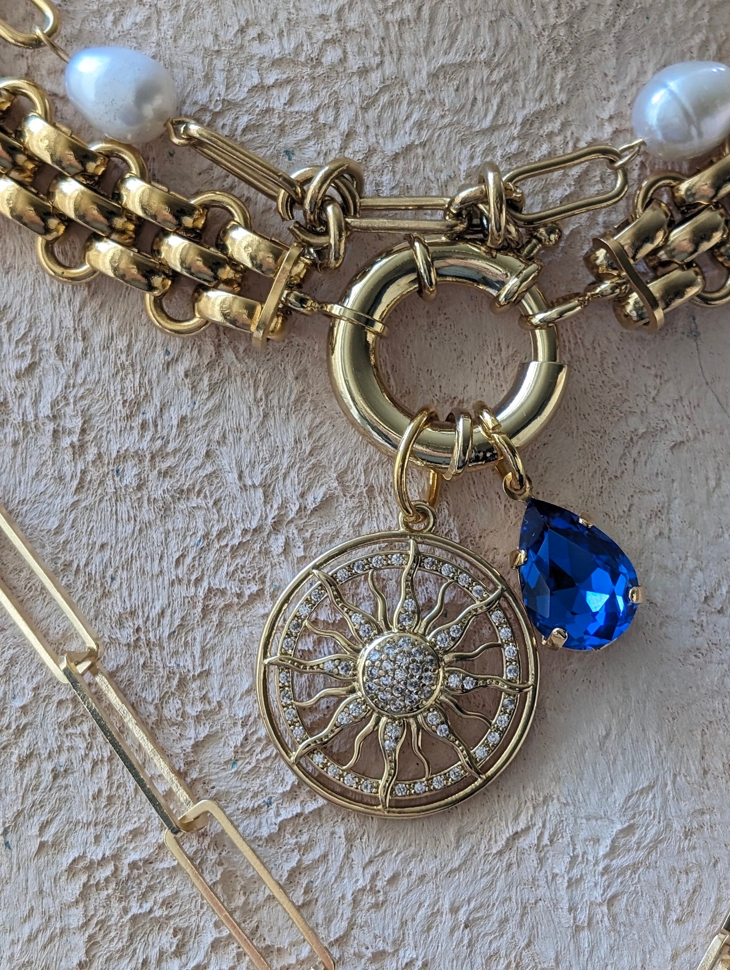 Unique Gold Choker with Sparkling Sapphire Charm